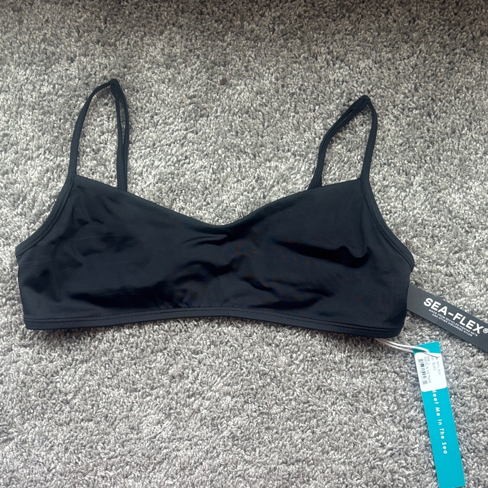 JOLYN NWT JOLYN X ERYN KROUSE EYRN BIKINI TOP